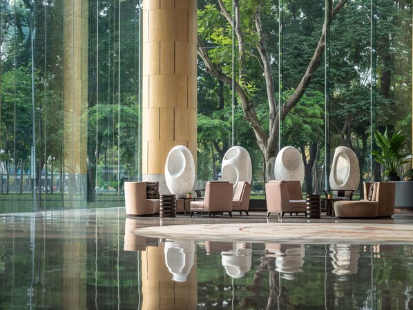 Sala de estar en el lobby