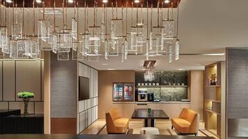 Tägliches Frühstücksbuffet (480000 VND pro Person)