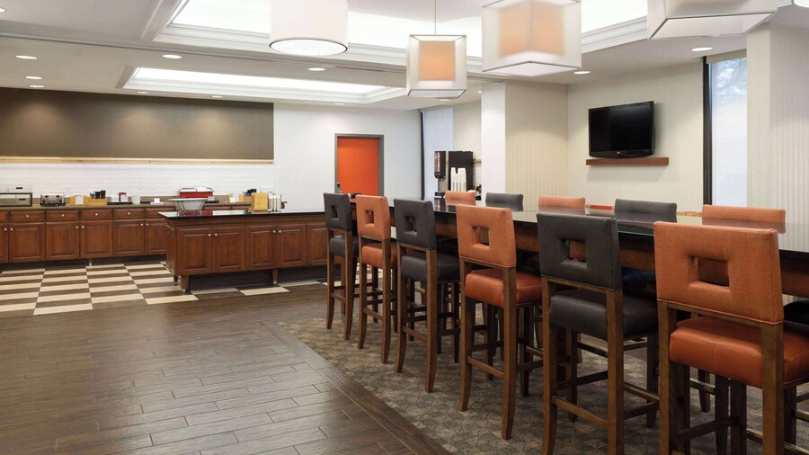 Wingate by Wyndham St. Louis Airport