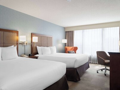 Wingate by Wyndham St. Louis Airport