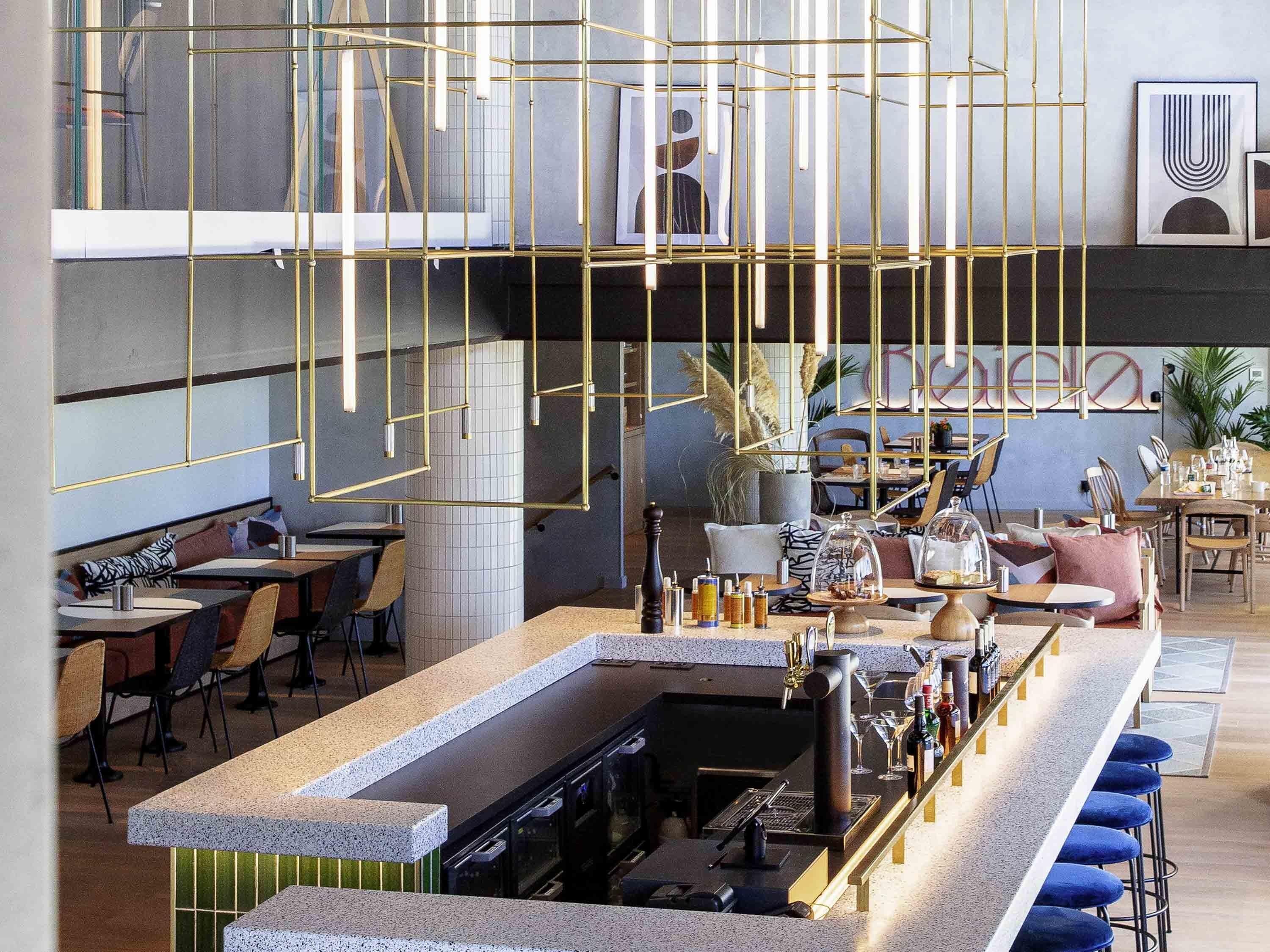 breakfast, lunch, dinner served; italian cuisine