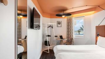 Chambre Standard avec lits jumeaux, 2 lits une place | Literie hypoallergénique, bureau