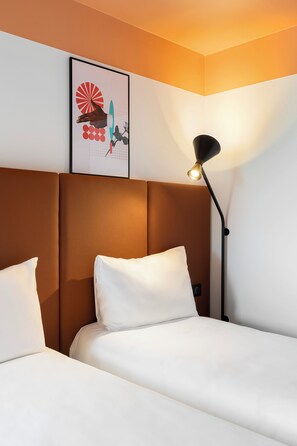 Chambre Standard avec lits jumeaux, 2 lits une place | Literie hypoallergénique, bureau
