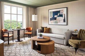 Suite (Fairfield Suite) | Premium bedding, down duvets, in-room safe, desk