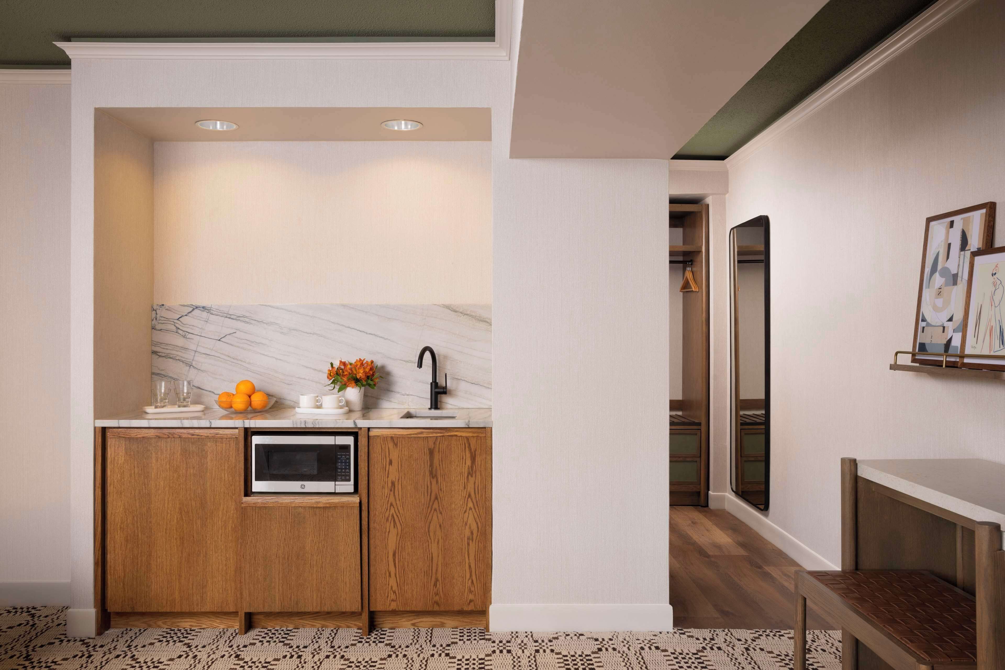 fridge, microwave, coffee/tea maker