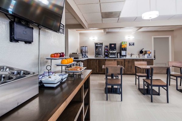 Free daily self-serve breakfast