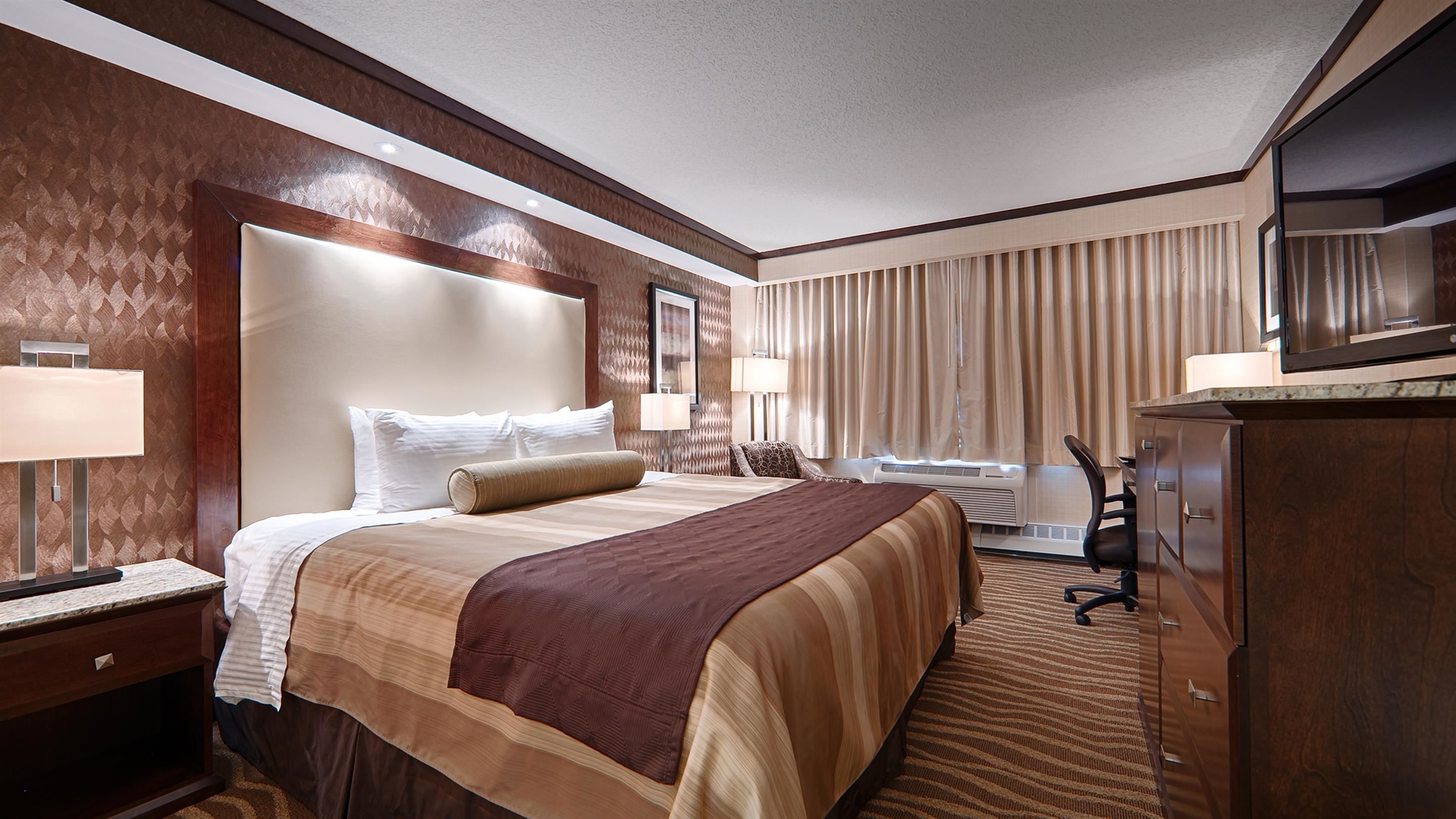 premium bedding, pillow-top beds, individually decorated