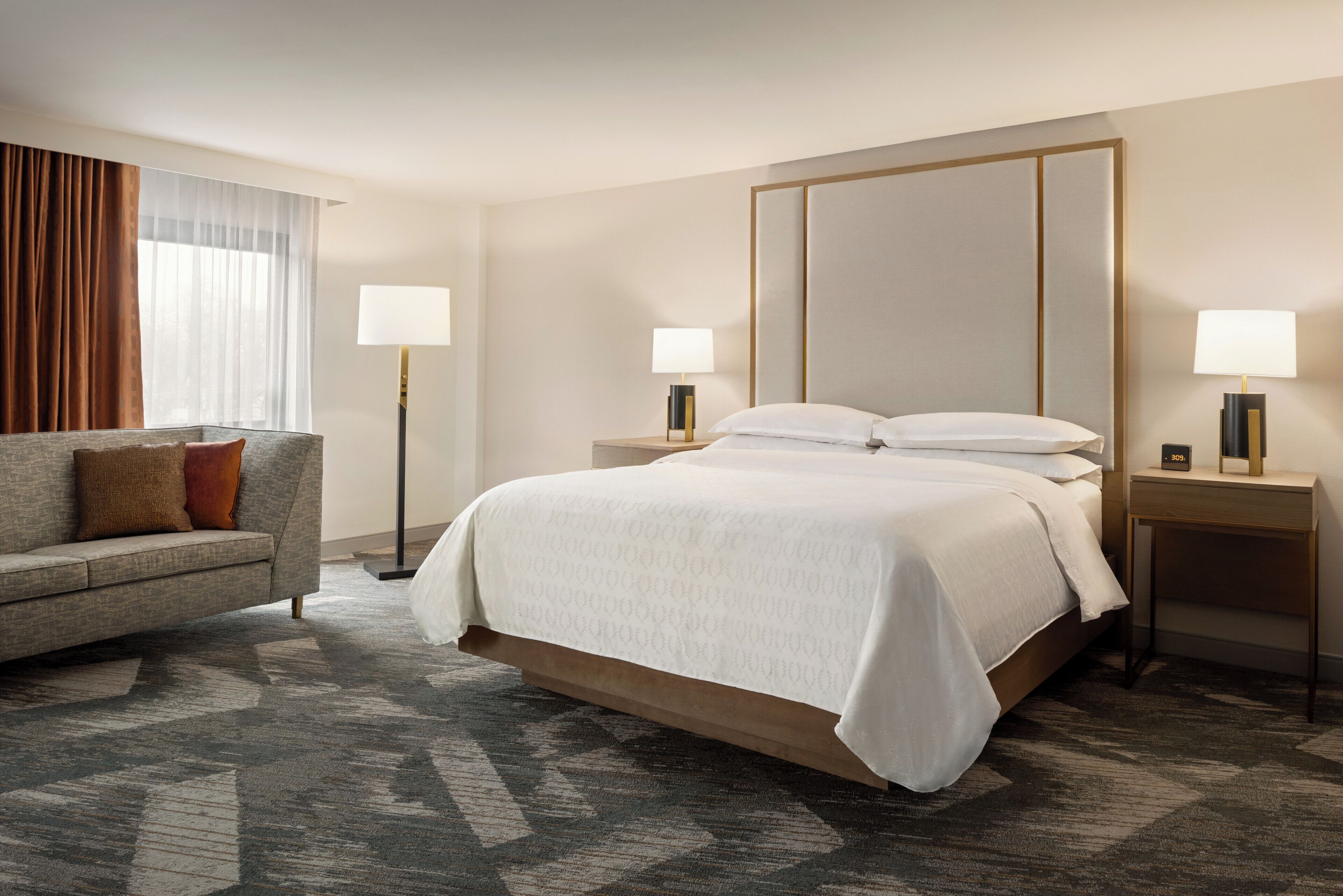 Suite, 1 King Bed with Sofa bed | Premium bedding, in-room safe, desk, blackout drapes