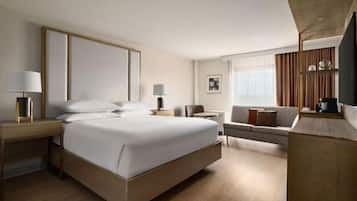 Premium bedding, in-room safe, desk, blackout drapes