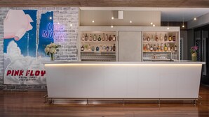Bar (en la propiedad)