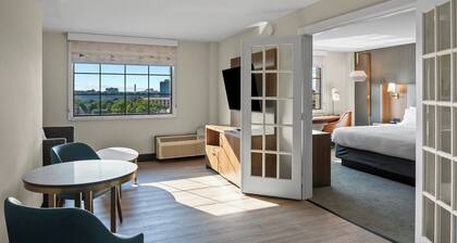 Holiday Inn Niagara Falls State Park Entry by IHG