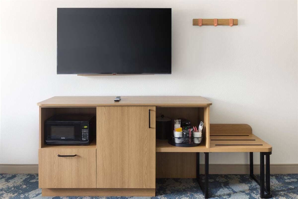 Room, 2 Queen Beds | In-room safe, desk, iron/ironing board, cribs (free)