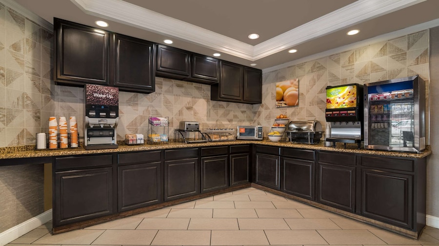 Comfort Inn & Suites Plattsburgh - Morrisonville