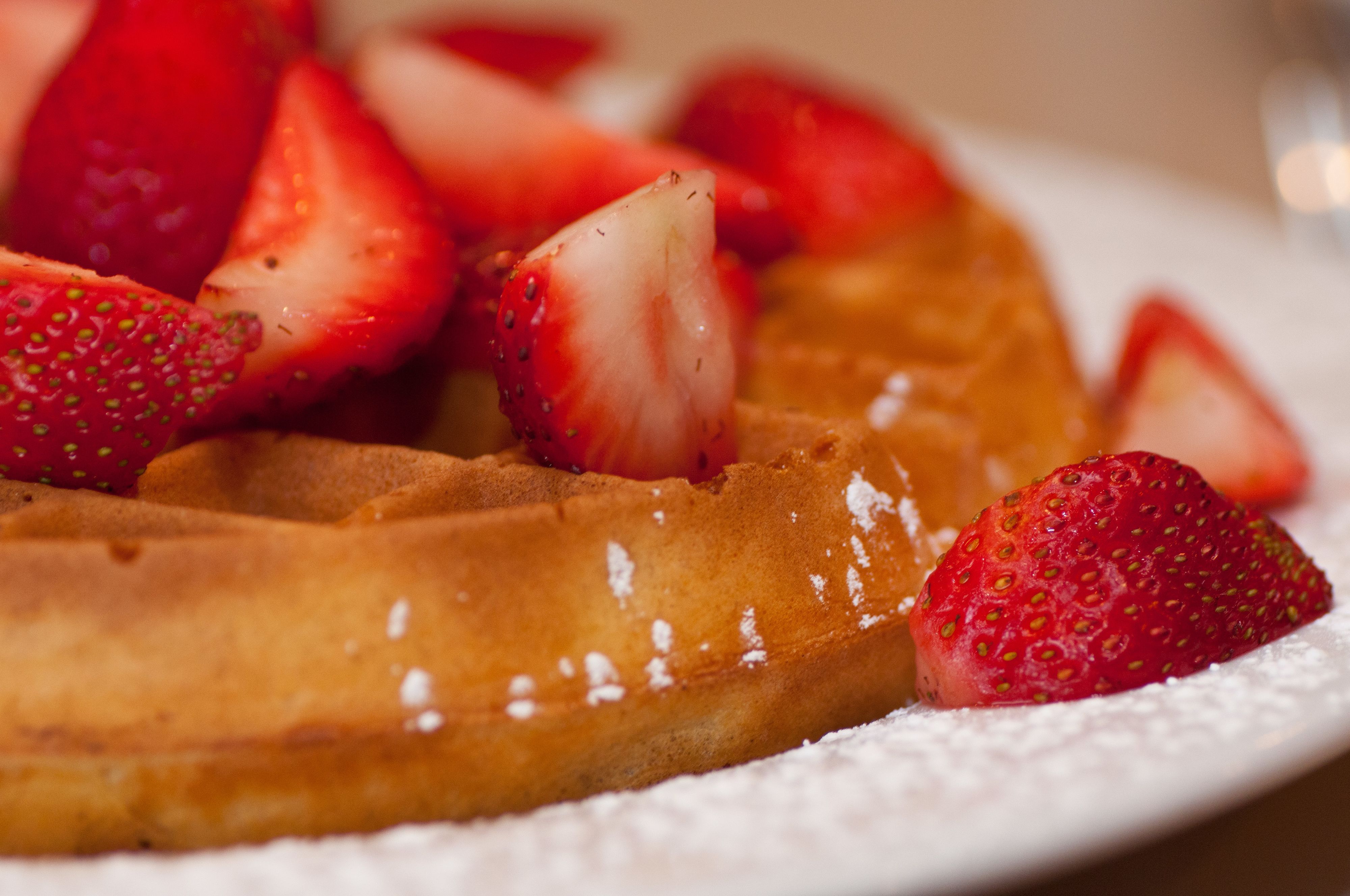 daily cooked-to-order breakfast for a fee