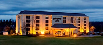 Hampton Inn Pittsburgh-Airport