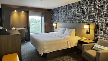 Kamer, 1 kingsize bed, niet-roken | Pillowtop-bedden, een kluis op de kamer, verduisterende gordijnen
