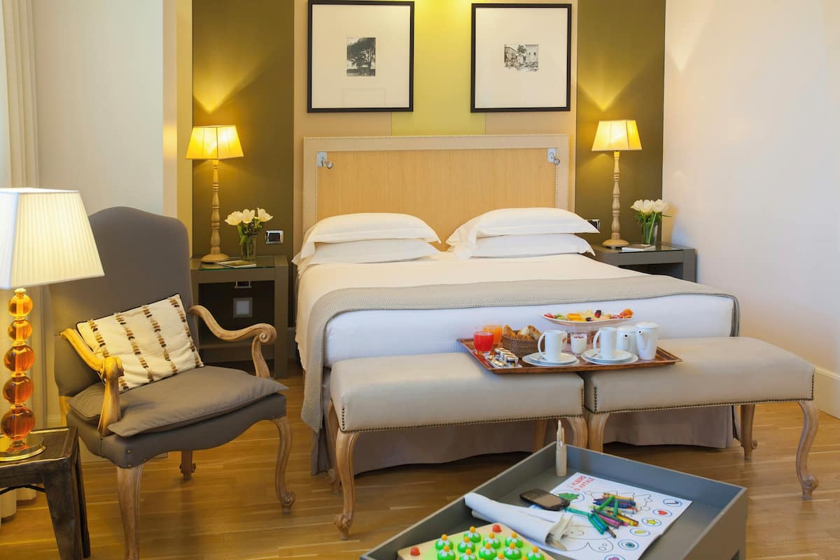 Chambre Triple | Literie de qualité supérieure, minibar, coffres-forts dans les chambres