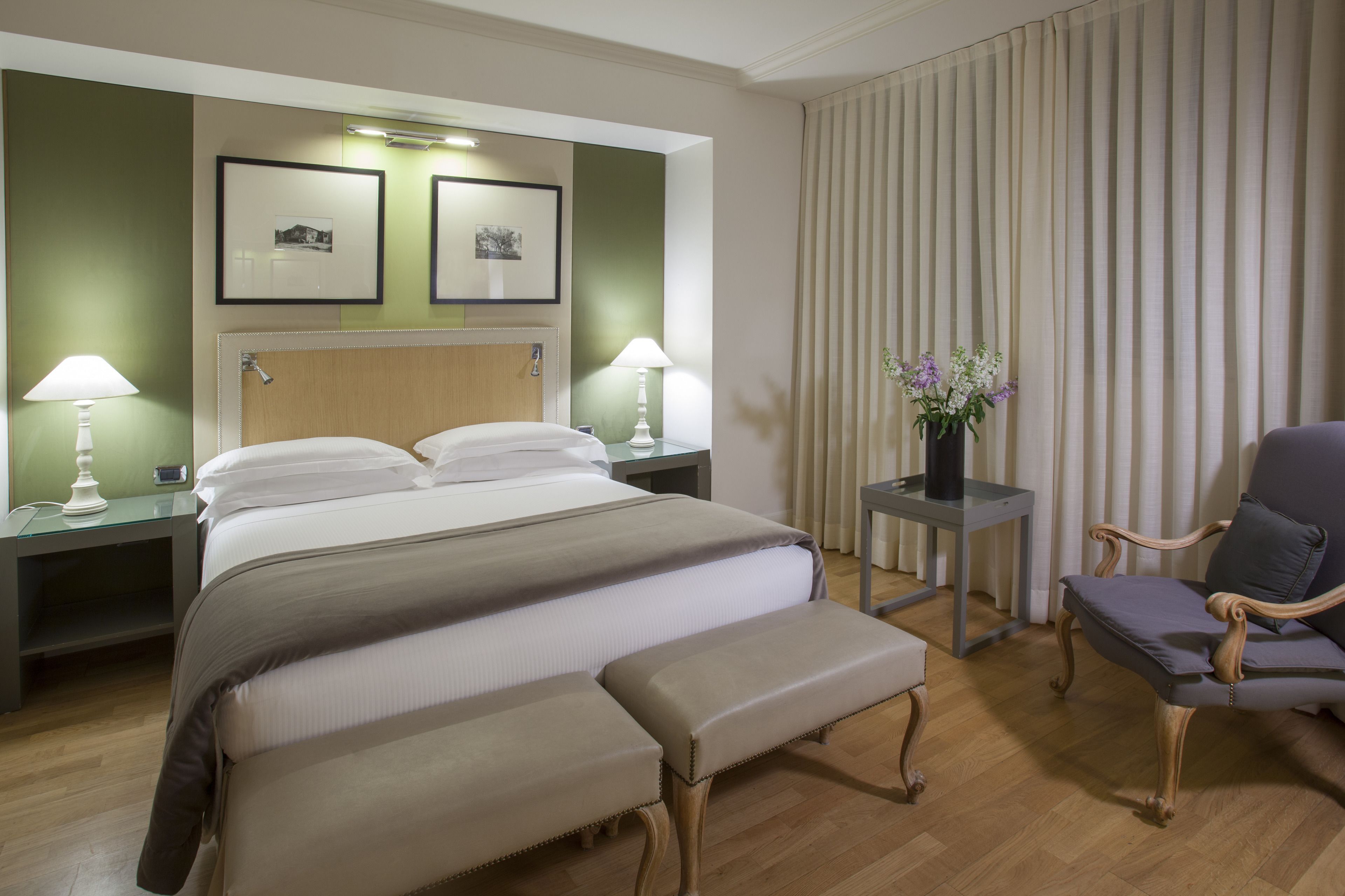 Premium bedding, minibar, in-room safe, desk