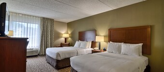 Clarion Inn & Suites - University Area