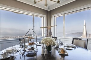 Signature Suite, 1 King Bed with Sofa bed, Bay View | Frette Italian sheets, premium bedding, down comforters, pillowtop beds