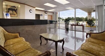Super 8 by Wyndham Dover