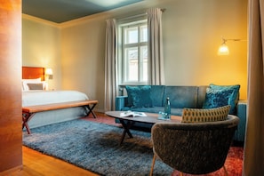 Suite Junior (Villa) | Literie hypoallergénique, minibar, coffres-forts dans les chambres