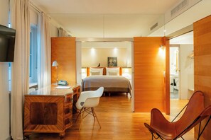 Suite | Hypo-allergenic bedding, minibar, in-room safe, individually decorated - Boutique Hotel Auersperg (Salzburg)