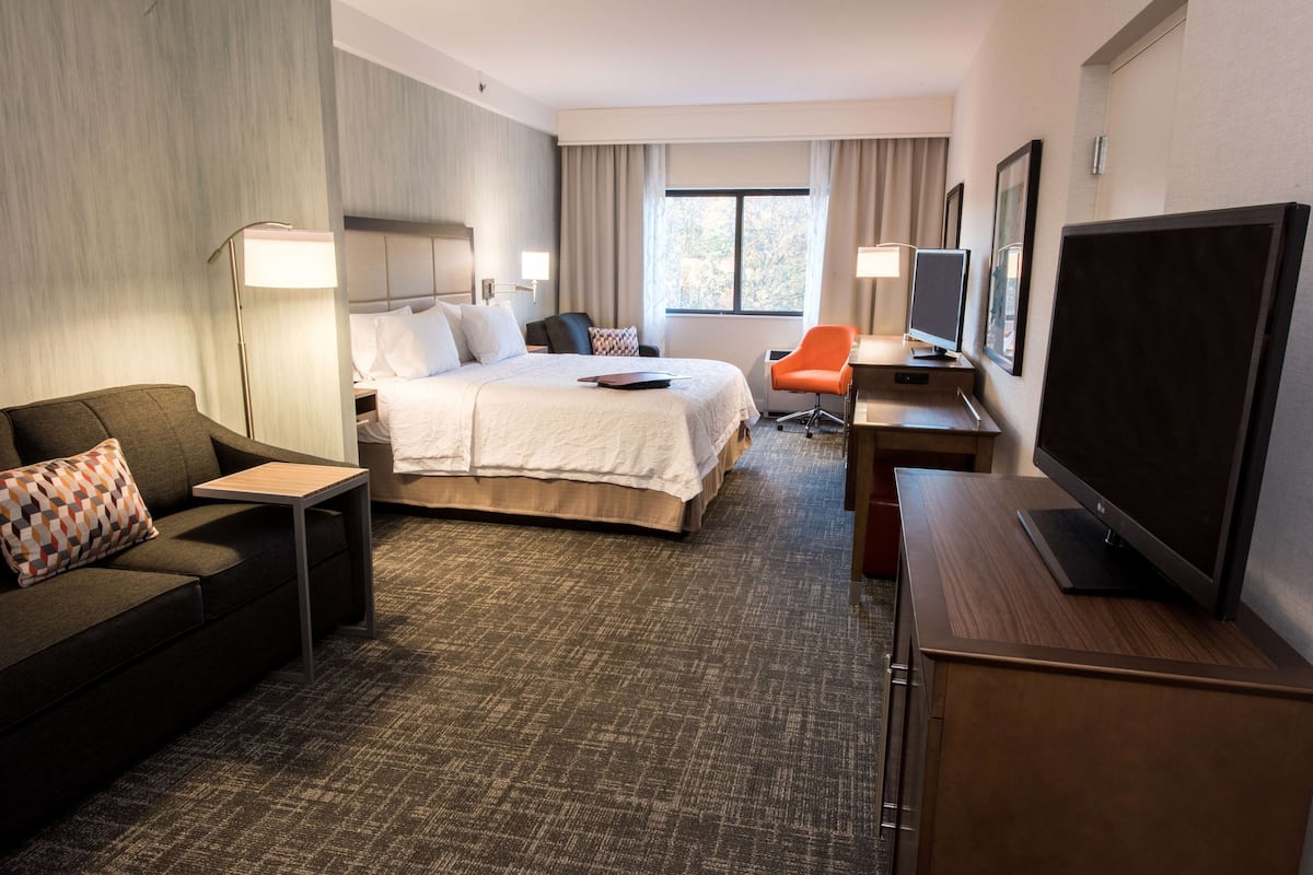 king suite, kitchenette | in-room safe, desk, laptop workspace, blackout curtains