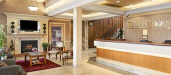 Travelodge by Wyndham Edmonton East