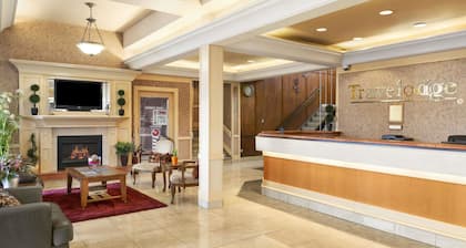 Travelodge by Wyndham Edmonton East