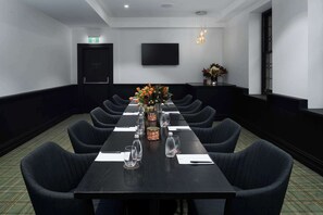 Meeting facility - The Victoria Hotel Melbourne (Melbourne)