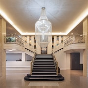 The Victoria Hotel Melbourne