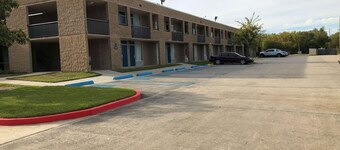 Motel 6 La Place, LA