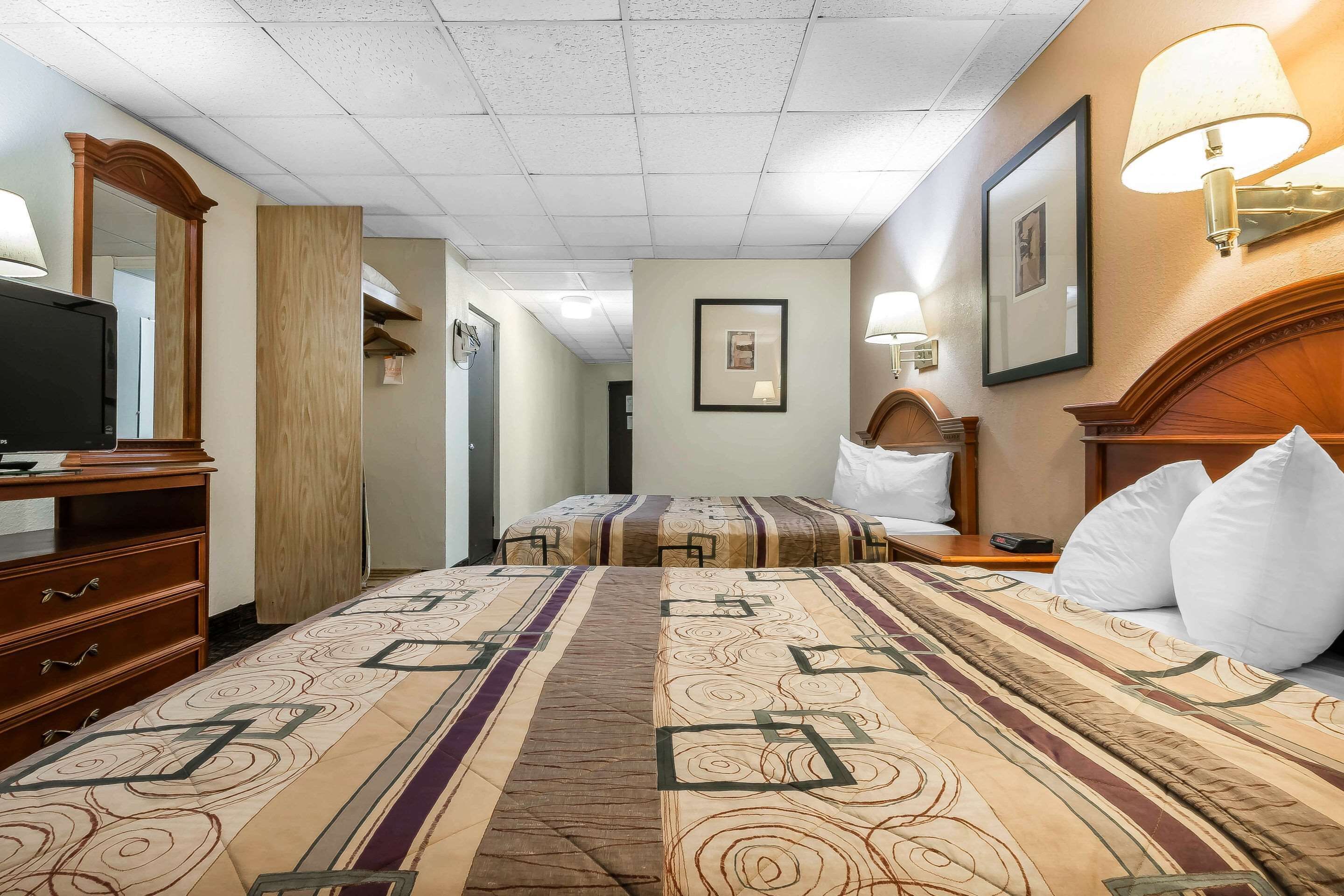 Photo - Quality Inn & Suites Binghamton Vestal