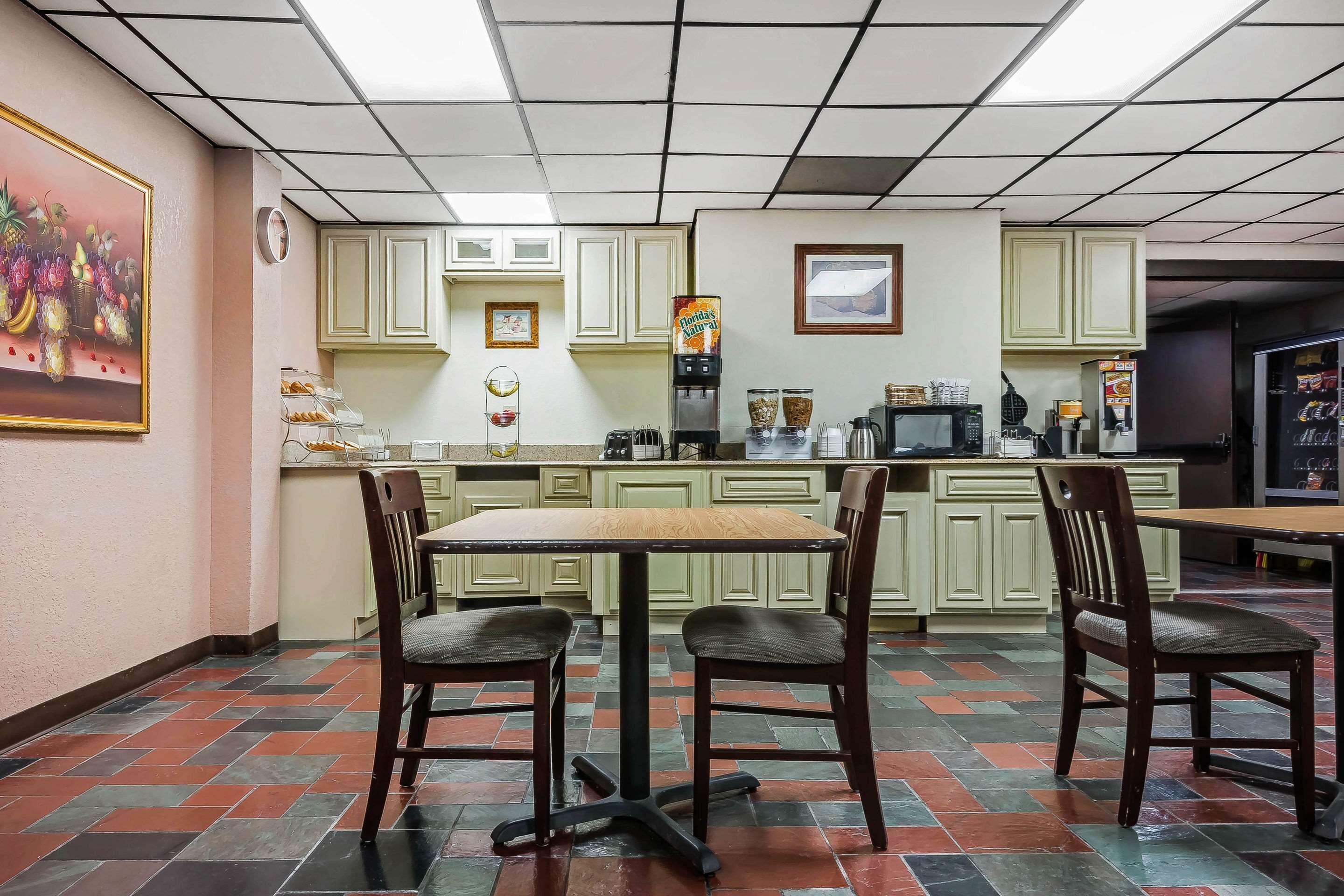 Photo - Quality Inn & Suites Binghamton Vestal