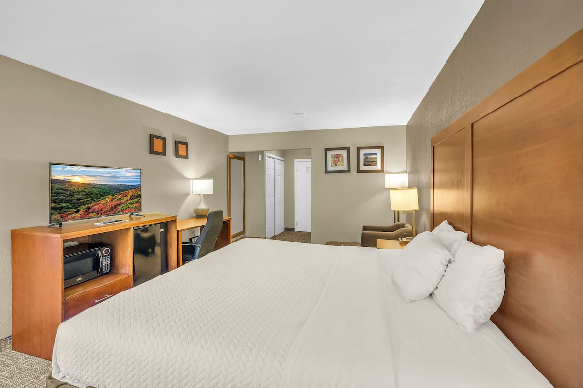 In-room safe, individually decorated, individually furnished