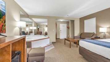 Standard Studio Suite | In-room safe, individually decorated, individually furnished