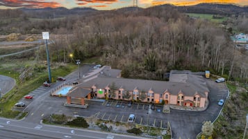 Vista frontal de la propiedad