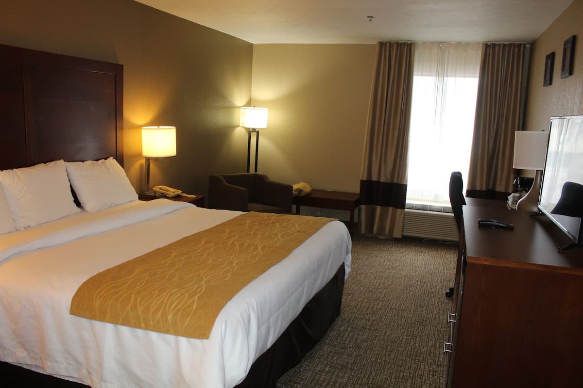 In-room safe, individually decorated, individually furnished