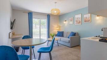 Literie de qualité supérieure, coffres-forts dans les chambres, bureau