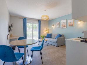 Apartment, Multiple Beds (Exterior)