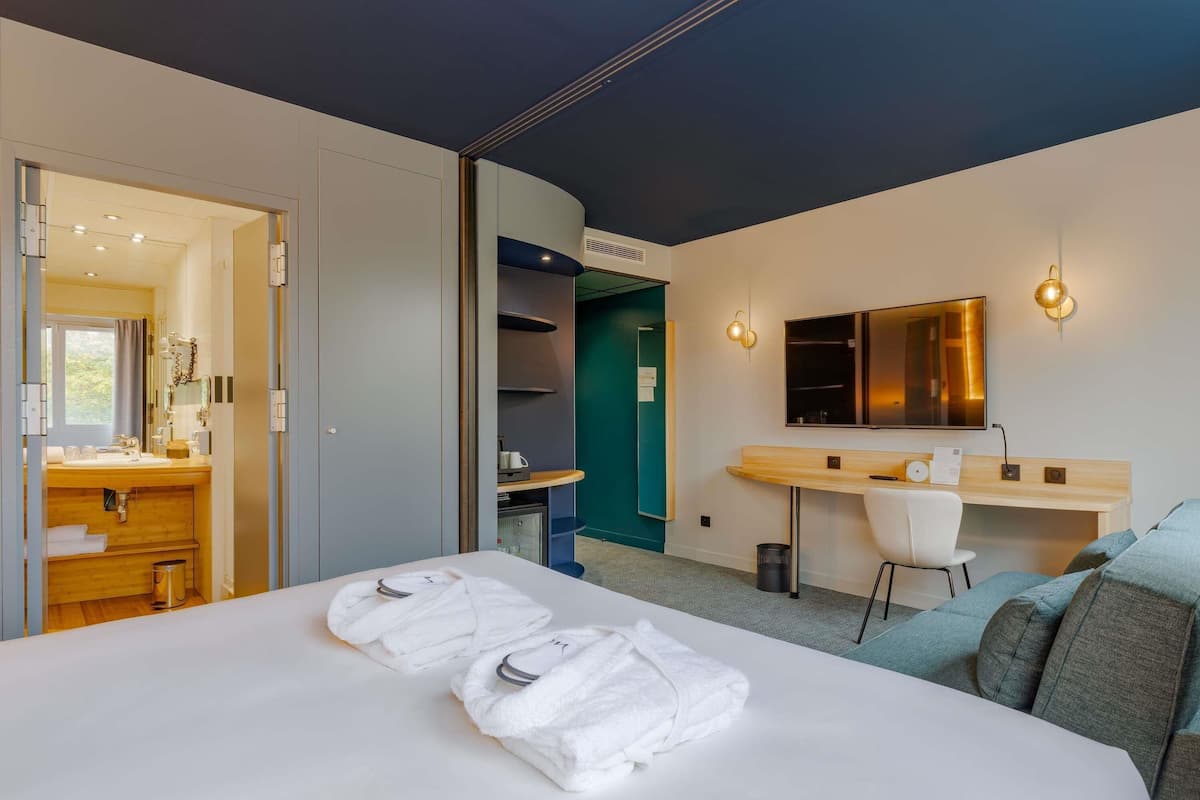 Privilege, Room, 1 Double Bed with Sofa bed