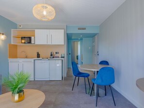 Apartment, Multiple Beds (Exterior) | Premium bedding, in-room safe, desk, blackout curtains - Mercure Lyon Est Villefontaine (Vaulx-Milieu)