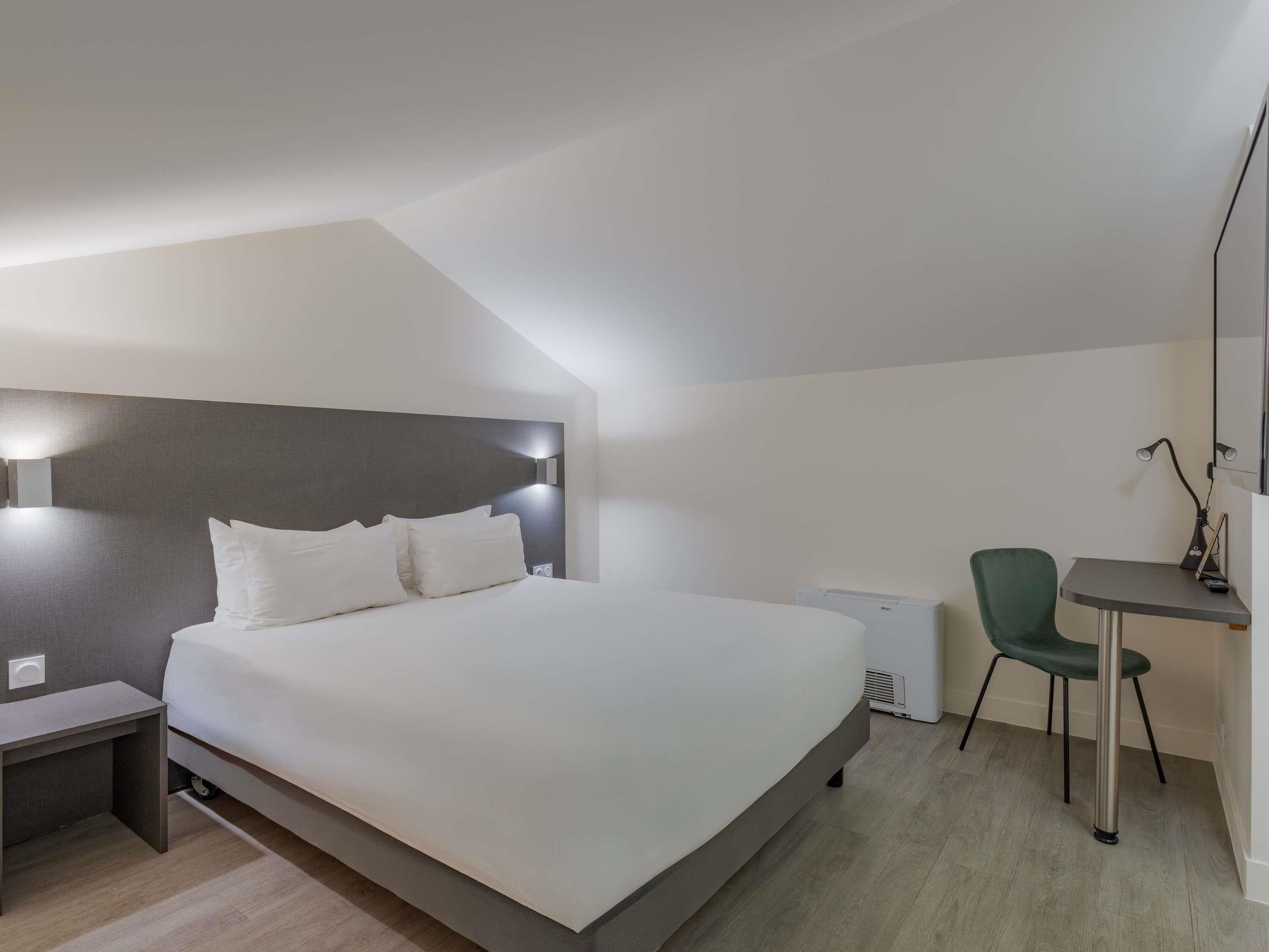 复式, 1 张双人床和 1 张沙发床 (Exterior) | 高档床上用品、客房内保险箱、办公桌、遮光窗帘