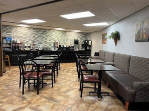 Free daily self-service breakfast  - Greenlight Inn & Suites (St. James)