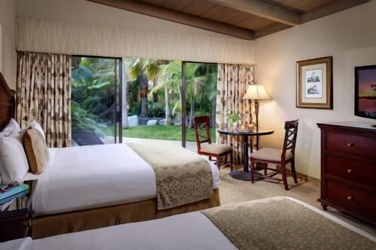 In-room safe, desk, blackout drapes, iron/ironing board