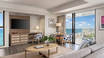 Renovated Corner Jr. Suite King, Tower | Living area | 32-inch TV with cable channels, pay movies