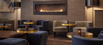 Sheraton Commander Hotel