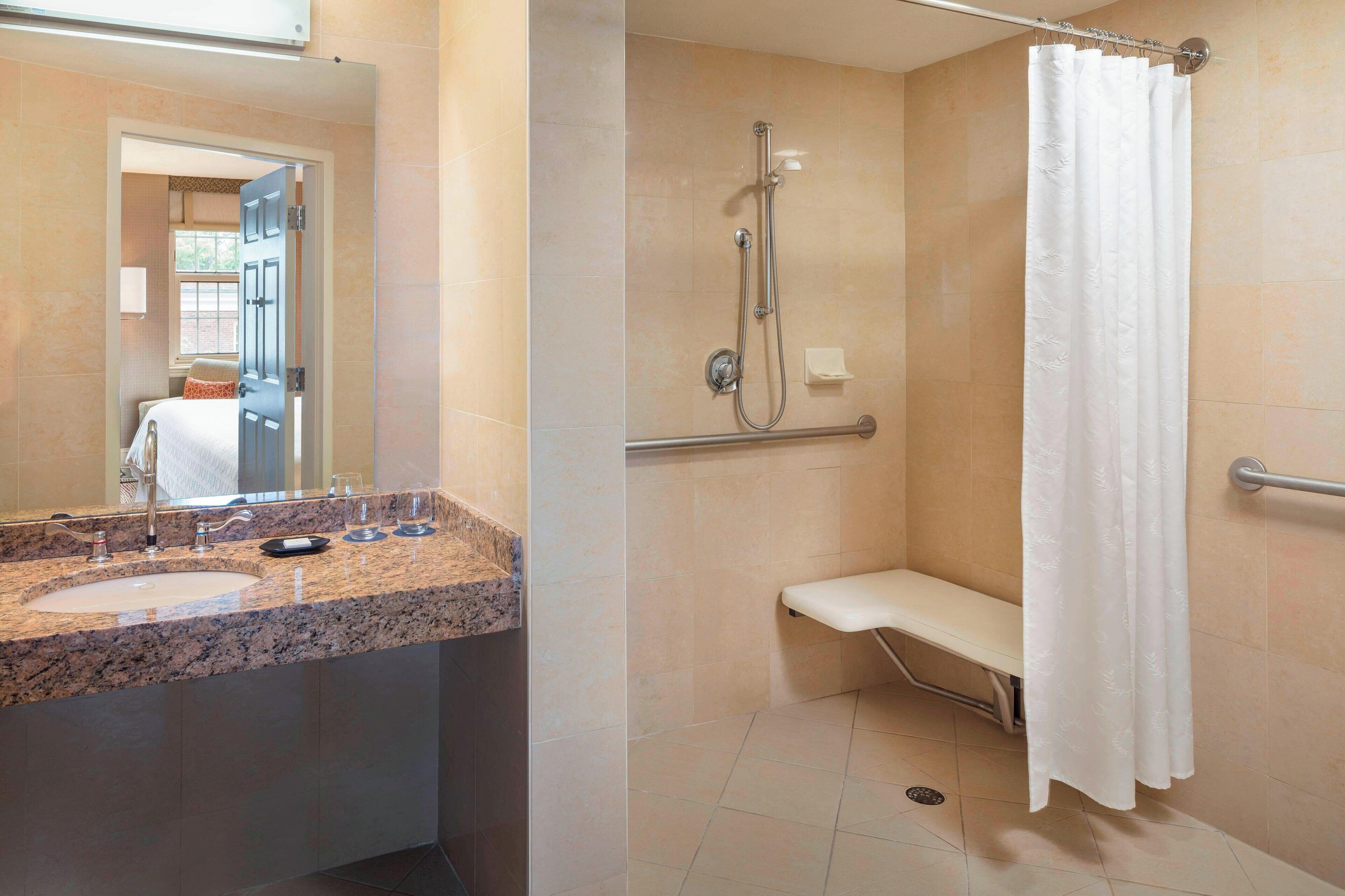 combined shower/bathtub, free toiletries, hair dryer, towels