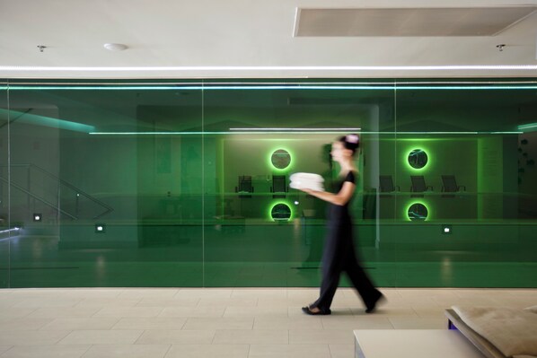 터키식 목욕탕/함맘, 전신 트리트먼트, 바디 스크럽, 페이셜 트리트먼트, 매니큐어/페디큐어